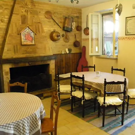 Agriturismo Il Gufo 农家乐